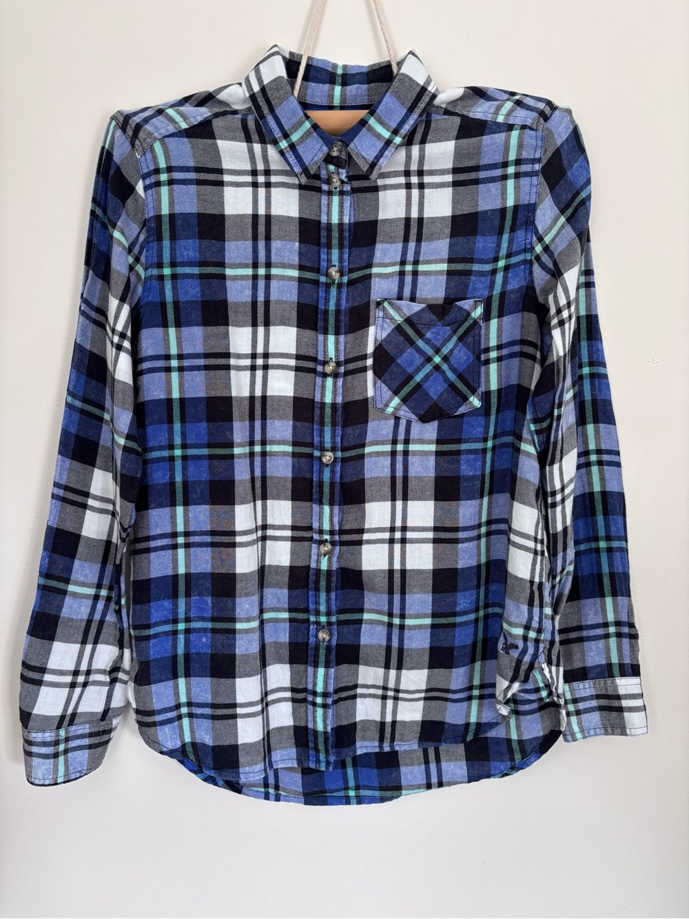 American Eagle Outfitters Blue and Teal Plaid Boyfriend Shirt | Small | Cozy